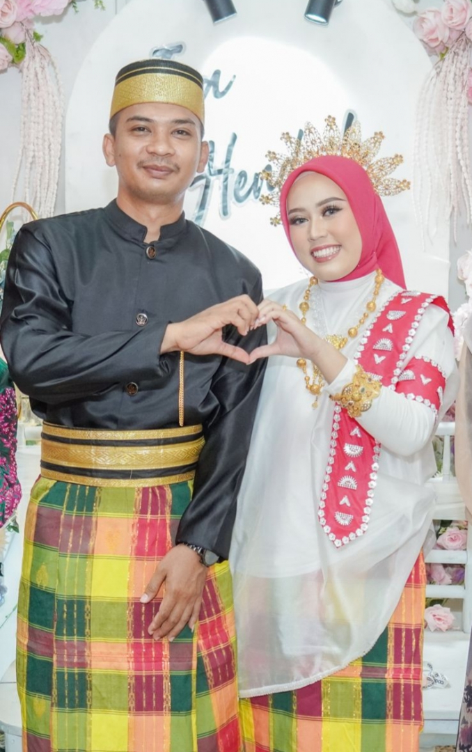 https://ifahendrik23.webnikah.com/dirmember/00000028/Ifahendrik23/photo-278756-329114-l-202510120945.jpg